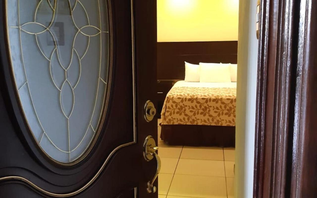 Hotel Villa Florencia Zona Rosa San Salvador Extérieur photo