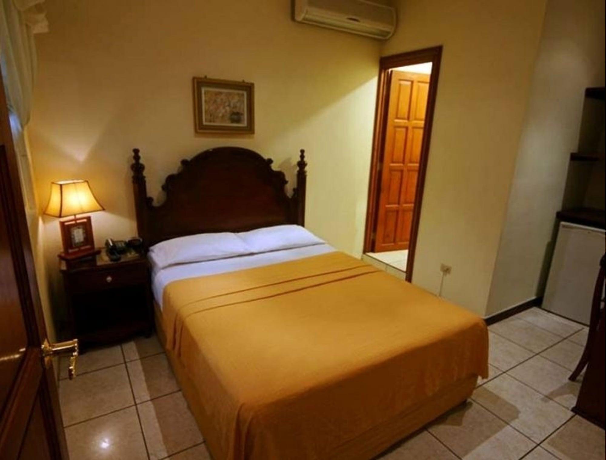 Hotel Villa Florencia Zona Rosa San Salvador Extérieur photo