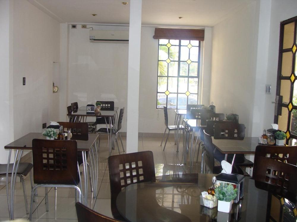 Hotel Villa Florencia Zona Rosa San Salvador Extérieur photo