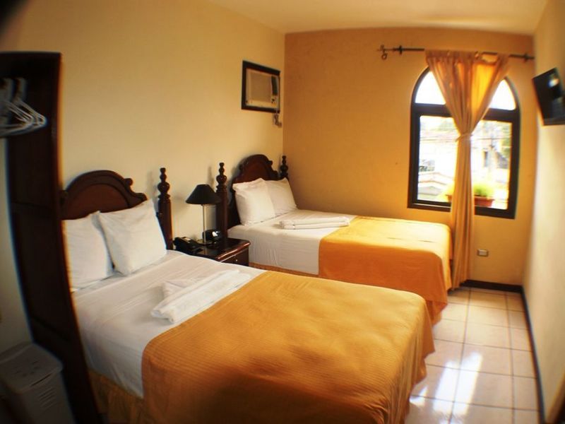 Hotel Villa Florencia Zona Rosa San Salvador Extérieur photo